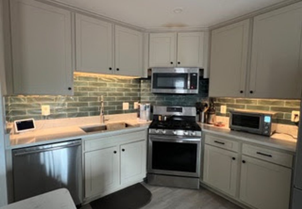 Luxury kitchen renovation by Holmes Contracting